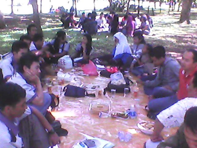 pertemuan-pengurus-dan-agt-08.05.11