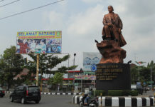 Tentang Kabupaten Purbalingga Patung Panglima Besar Jenderal Soedirman Purbalingga