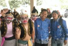 Mikul Dhuwur Mendhem Jero