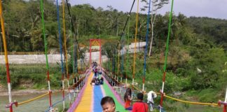 jembatan pelangi