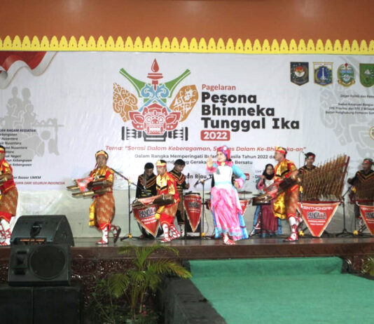 THEK-THEK KENTHONGAN PANDAWA PAPELING MEWAKILI JAWA TENGAH TAMPIL DI PESONA BHINNEKA TUNGGAL IKA 2022